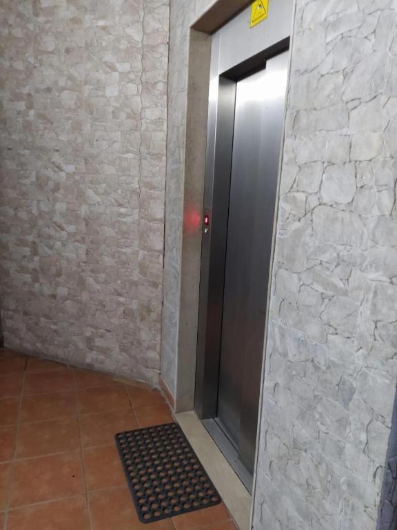Jozi Kaiser Apartment 4 Дуррес Екстер'єр фото