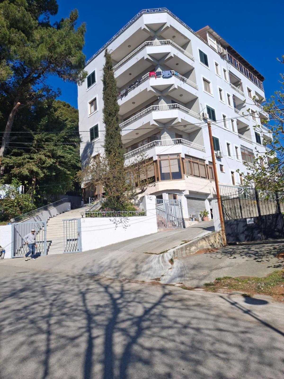 Jozi Kaiser Apartment 4 Дуррес Екстер'єр фото